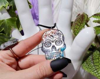 Orgonite® - Orgonite® Pendant - Skull - Necklace - Handmade - Orgone Generator® - Crystals - Gift - EMF Protection - HoodXHippie