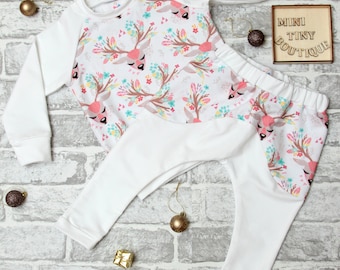White Deer Christmas sweatshirt set / Kids Christmas sweatshirt / Baby christmas jumper / Toddler sweatshirt /Harem Pants / Baby sweater