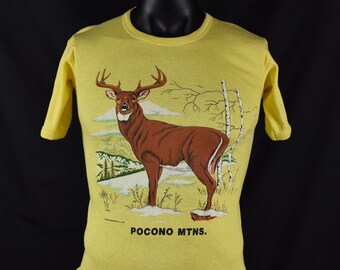 Vtg 80s t-shirt DEER / Wildlife / Yellow / Pocono Mountains / Outdoors / Buck / Wilderness / Vintage Deer tee shirt / Fits like an XS