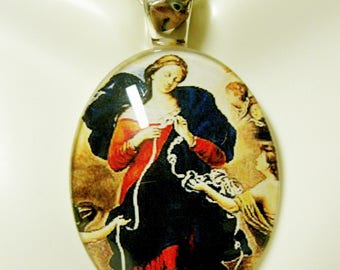 Mary, Undoer of Knots glass pendant with chain - GP18-100