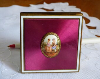 Powder Compact w photo holder