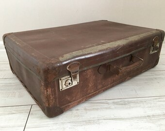 Antique suitcase - Vintage suitcase - Vintage Luggage - Vintage travel suitcase - Old suitcase - retro suitcase - Distressed suitcase