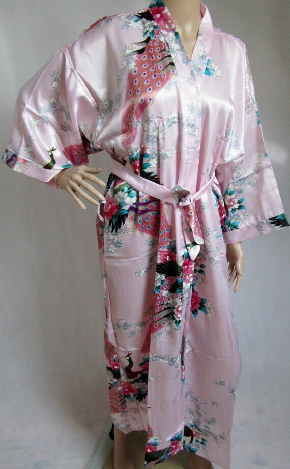 Items similar to Pale Pink Fuschia Magenta Silk Bathrobe kimono