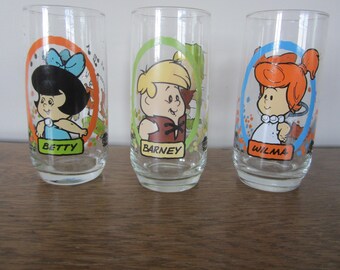 set of 3 Flintstone Collector glasses,Wilma Flintstone,Betty Rubble,Barney Rubble,Hanna Barbera cartoons,cartoon glasses,Pizza Hut glasses