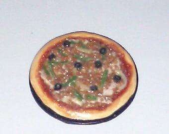1:12 Scale Dollhouse Miniature Sausage Pizza