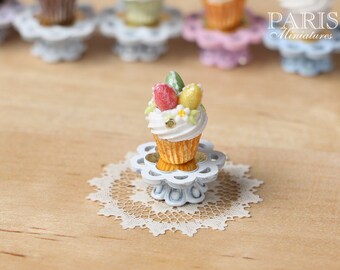 MTO-Easter "Showstopper Cupcake (J) - Three Eggs, Red, Yellow, Green - Miniature Food in 12th Scale