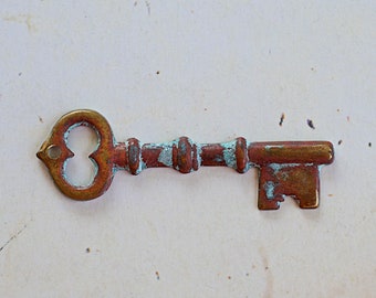 Aged Brass Skeleton Key, Rust Verdigris Patina Key Pendant, 43x14mm, 1 Piece
