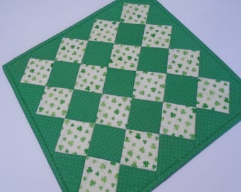 Quilted Table Topper St Patrick's Day, Irish Shamrock Table Quilt, Quilted Table Runner, Quilted Candle Mat, St Patrick's Day Decor