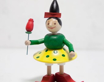 small wooden figure figure Miss Ore Mountains