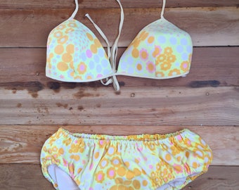 Vintage 1960s Yellow Floral Bikini Bathing Suit Size Small