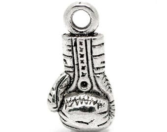 5 Boxing Glove Sport Knockout Antique Silver Charms 11mm x 22mm (355)