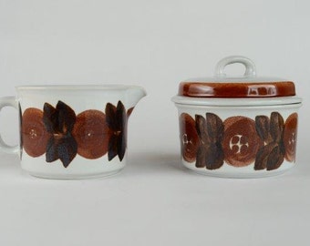 Arabia Finland Creamer and Lidded Sugar Bowl in Rosmarin Pattern Ulla Procope Made in Finland