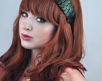 Feather Headband in Green Iridescent Scalloped Feathers | Feather Fascinator | Feather Headpiece | Bridal Headpiece | Black Feather