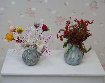 Miniature Ceramic Filled Planters. Dollhouse Garden Accessories. Miniature Plants. Miniature Planters. Dollhouse Flowers. Miniature Flowers