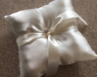 6" Ivory Satin Ringbearer Pillow with rings