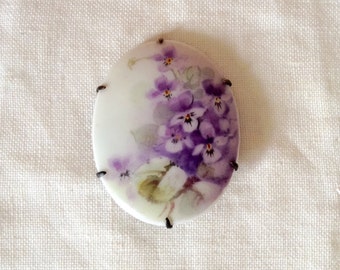 Vintage Antique Victorian Edwardian hand painted flower porcelain brooch pin bass
