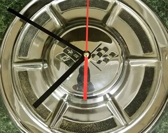 1960 Corvette Hubcap Clock