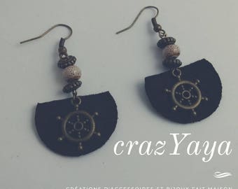 Leather and metal earrings