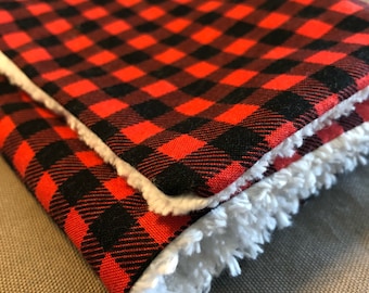 Boy's 9x16 Chenille Burp Cloth