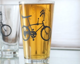 Wheelie bike - vintage 70s biycle pint glass