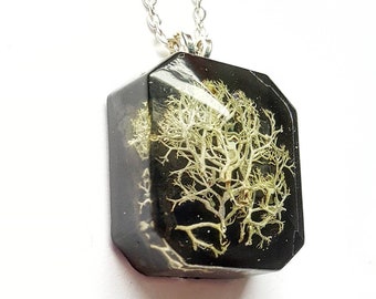 Lichen necklace, resin necklace, wildwood nature jewelry, terrarium jewelry, woodland jewelry, witch jewelry, lichen jewelry, boho jewelry
