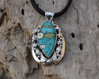 Aztec Pendant with Natural Turquoise Técpatl Handcarved set in .925 Sterling Silver .