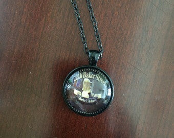22 Baker street necklace sherlock holmes