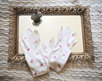 Lovely Early 60's White w/ Pink Flower Short Gloves/Small