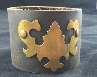 Vintage Hardware Leather Bracelet