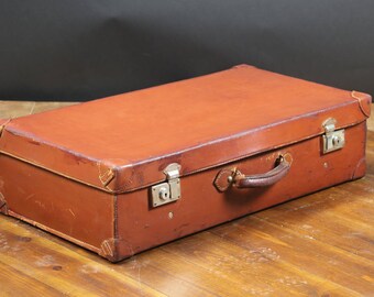 R2087 suitcase leather with its key