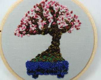  Hand  Embroidered Falling Leaves Wall Hanging 4 inch hoop