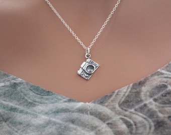 Sterling Silver Camera Charm Necklace, Silver Camera Necklace, Photographer Necklace, Photography Necklace, Gift for Photographer, Camera