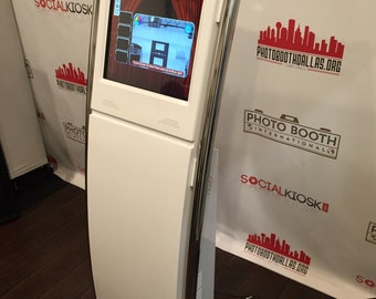 PORTABLE PHOTO BOOTH - Kiosk With 19" Touch Screen - Software Included -
