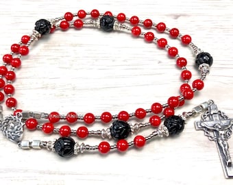 Sterling Silver Rosary, Crown of Thorns, Sorrowful Mysteries, red coral and onyx roses, Rosary beads catholic rosary by Rosenkranz-Atelier