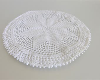 Vintage Round White Crochet Hot Pad Cover | Vintage Crochet Table Linen | Star Pattern Crochet Hot Pad | Mid Century Crochet