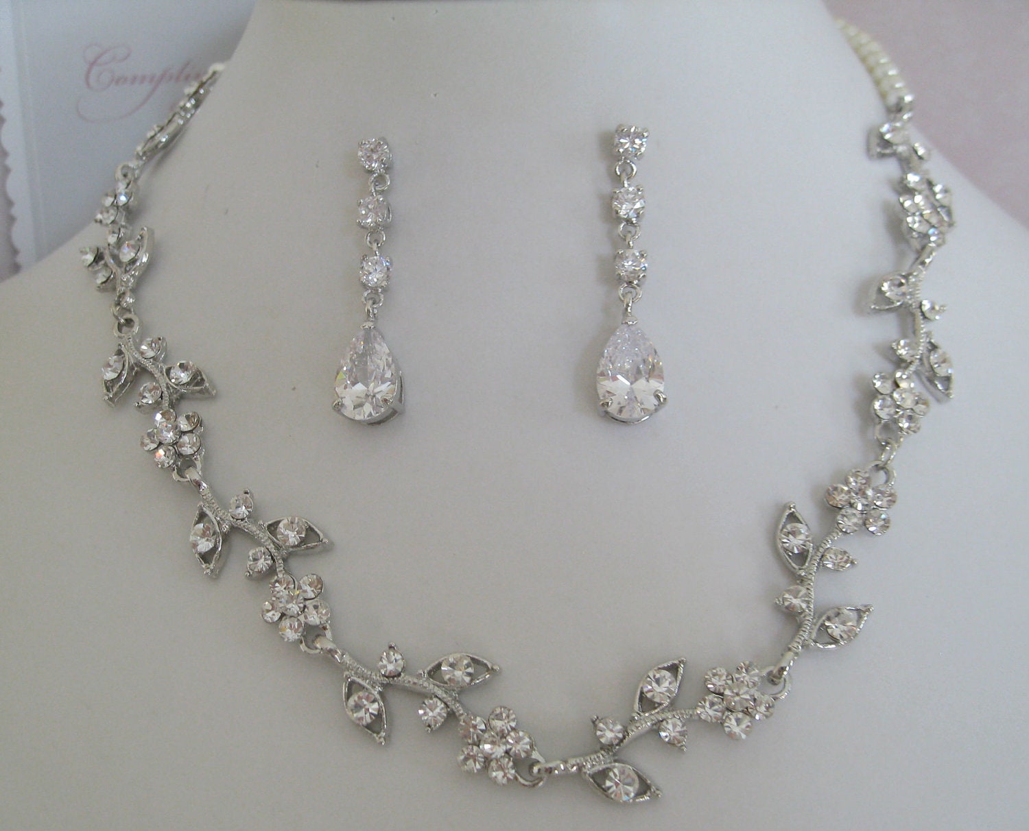 Bridal Jewelry Bride Necklace Bridesmaid Necklace