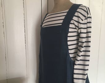 Navy Linen Artisan Apron