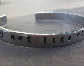 Not like other girls - Grateful Dead lyrics - Gratedul Dead cuff