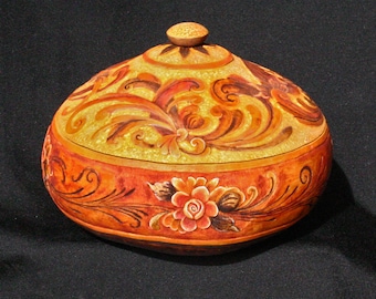 Rosemaled Carved Gourd