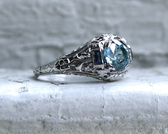 Beautiful Vintage 18K White Gold Sapphire and Blue Zircon Engagement Ring - 1.60ct.