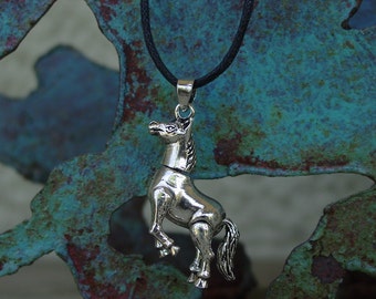 Movable Horse Pendant .925 Sterling Silver,Equestrian Necklace,Horse Jewelry