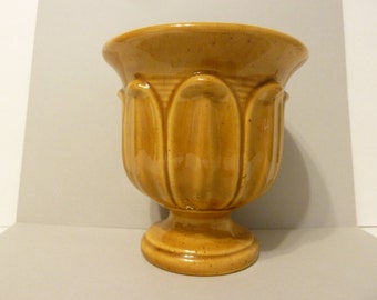 Pedestal Planter by: Haeger, Made in the USA,