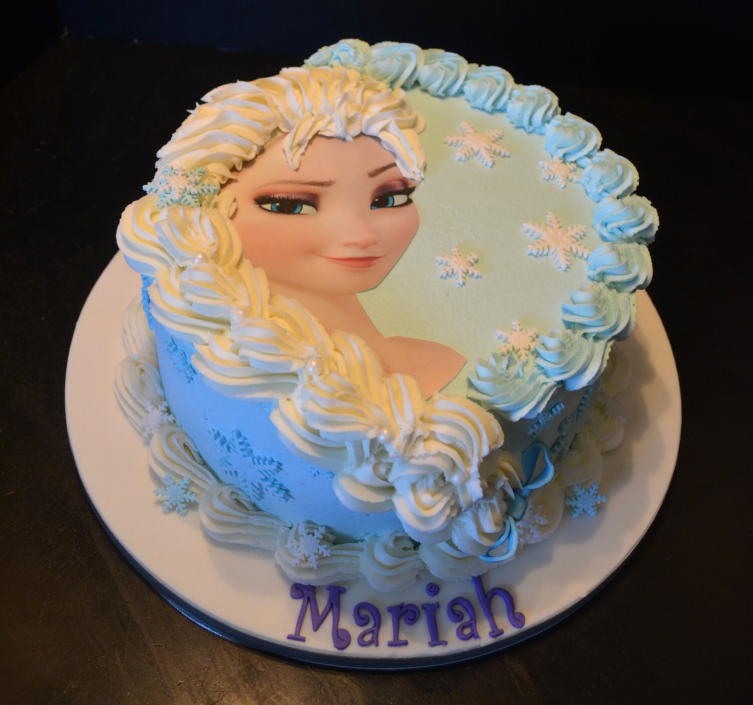 Elsa Or Anna Frozen Cake Decorating Kit