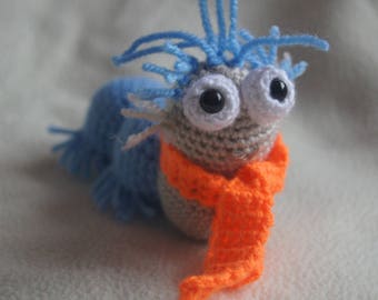 Labyrinth inspired worm