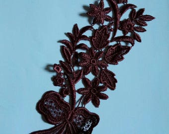 1 31 cm X 8 cm bordeaux Venice guipure lace applique