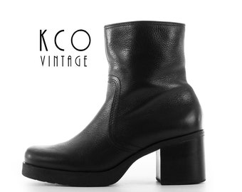 Black Ankle Boots 7 Leather Block Heel 90's Vintage Shoes / 1990's Chunky High Heel Chelsea Minimalist Grunge Goth Shoes US 6.5-7 / UK 4.5-5