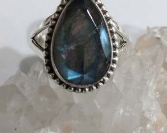 Beautiful Faceted Labradorite Ring, Size 9 1/2