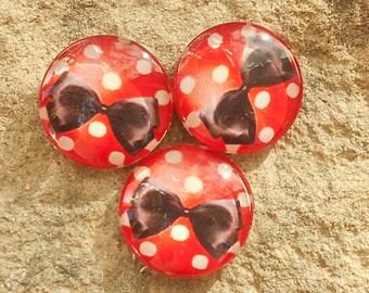 Glass cabochon 18 mm red and white polka dot bow