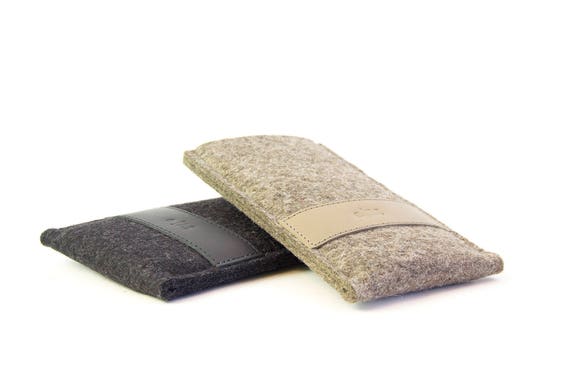 Felt IPHONE CASE with leather band, iPhone 6, iPhone 5, wool felt, iPhone cover, sleeve, vegetable tanned leather, handmade, made in Italy