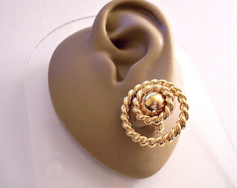 Monet Lasso Rope Loop Rings Clip On Earrings Gold Tone Vintage Twisted Open Layeres Round Smooth Domed Center Bead Comfort Paddles